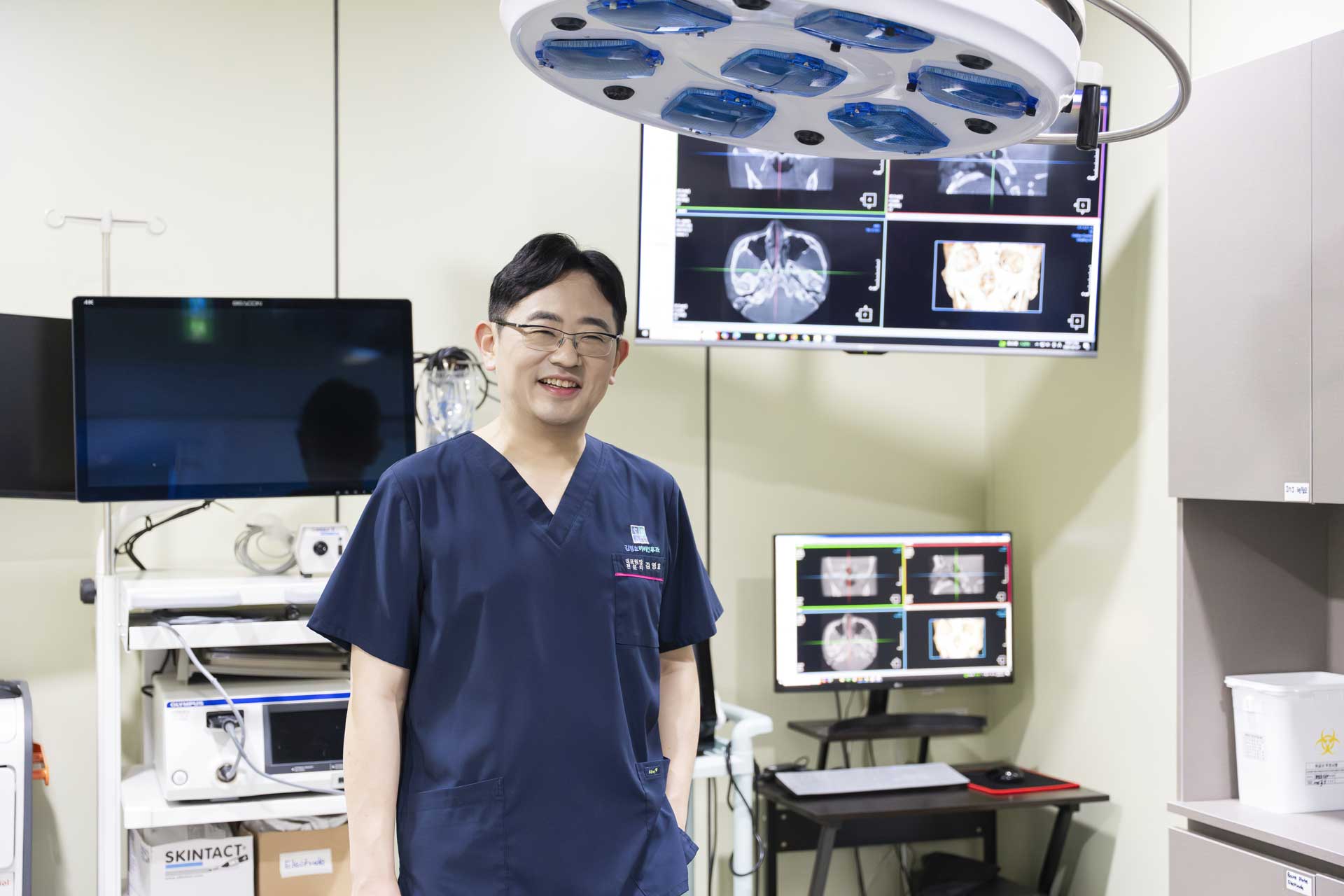 본관수술센터에 계신 김영효원장님